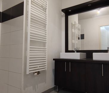 Location Appartement 3 pièces 54m² LAUNAGUET 31140 - Photo 2