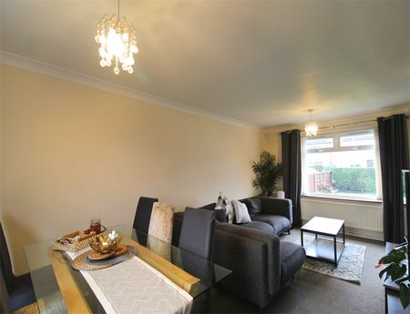 3 Bedroom Semi Detached To Let - Photo 2