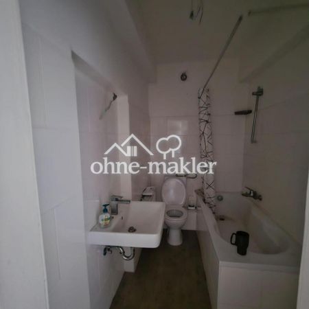 Zentrale Wohnung mit Balkon am Bergischen Ring - Photo 4