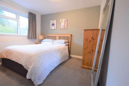 Millfield Drive, Cowbridge, CF71 - Photo 2