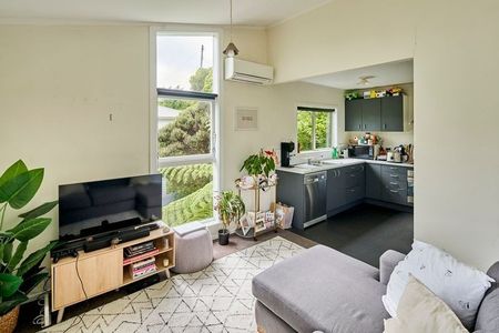 55 Mandalay Terrace, Khandallah - Photo 4