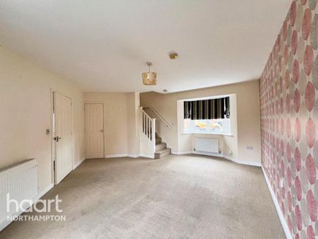 3 bedroom semi-detached house to rent - Photo 3