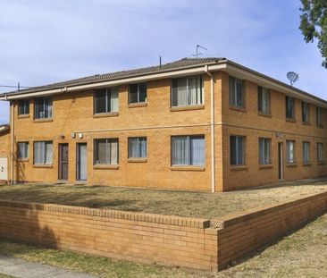 6/81 Collett Street, Queanbeyan - Photo 5
