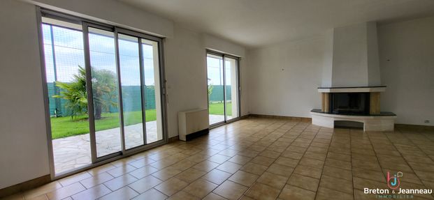 Location Maison 6 pièces 115m² - Photo 1