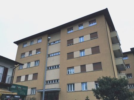 Affittiamo 3.5 locali al 3° piano vicino al centro di Mendrisio - Foto 4