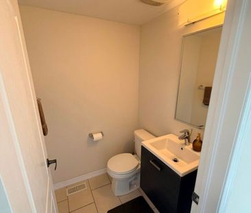 For Lease - 485 Queen Mary Drive, Brampton, Ontario - Photo 3