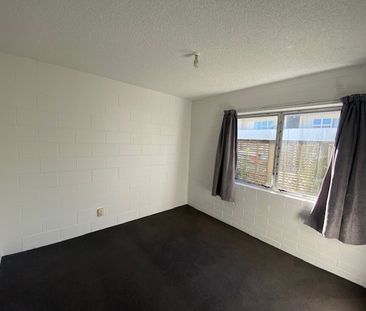 This well-presented two-bedroom unit is ideally located in the soug... - Photo 5