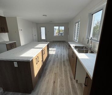 Magnifique 4 1/2 Nouvelle Construction - Photo 2