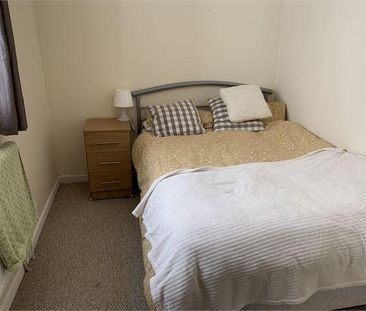 2 bedroom house share to rent - Photo 3