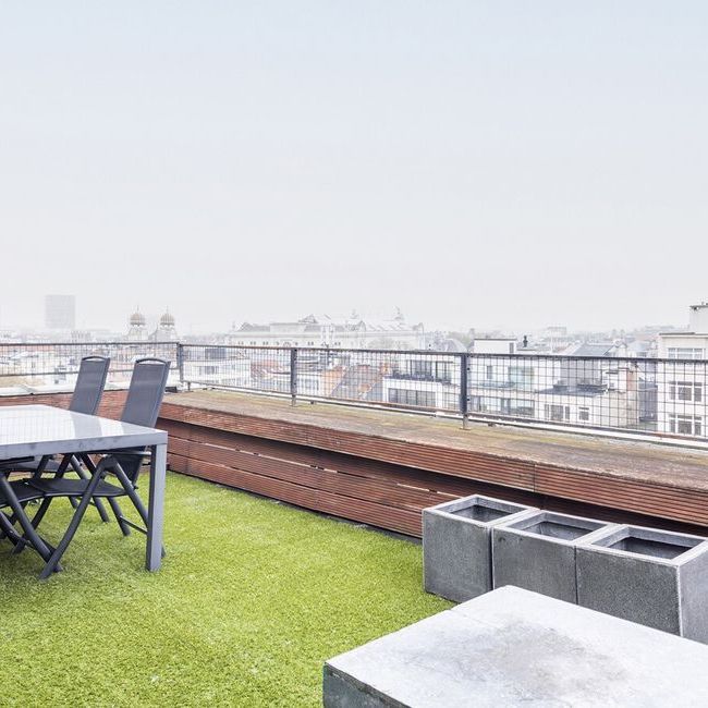 Appartement te huur in Antwerpen voor € 1.550 met 2 slaapkamers - Foto 1