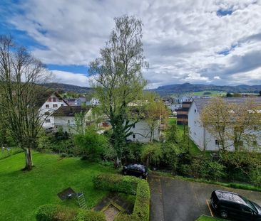 Rent a 4 rooms apartment in Breitenbach - Photo 3