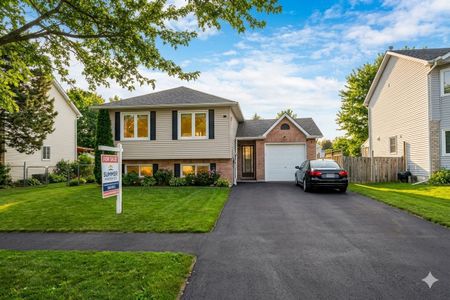 For Lease - 1017 Anna Maria Avenue, Innisfil, Ontario - Photo 3