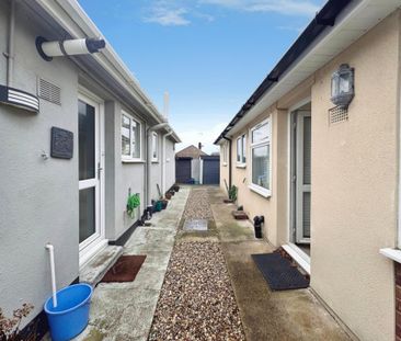 2 bedroom semi-detached bungalow to rent - Photo 5