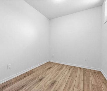 For Lease - 26 Lytham Green Circle Unit# 9, Newmarket, Ontario - Photo 4