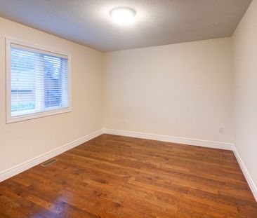 For Lease - 678 Garth Street, Hamilton, Ontario - Photo 5