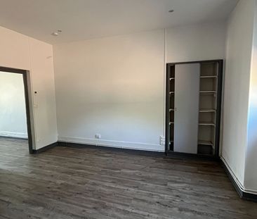 Location Appartement 1 pièce 35m² - Photo 5