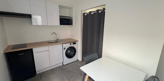 Location Appartement 1 pièce Meublé 18m² ST PIERRE SUR DIVES 14170 - Photo 2