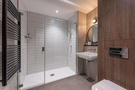 Tillermans Court, Greenford, UB6 - Photo 2