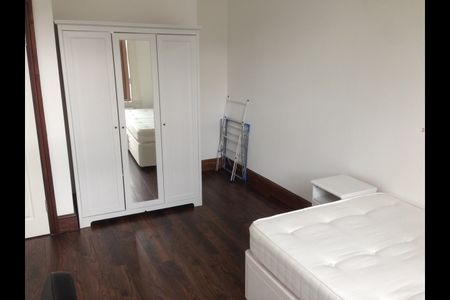 3 Bed Flat, Hyde Terrace, LS2 - Photo 3