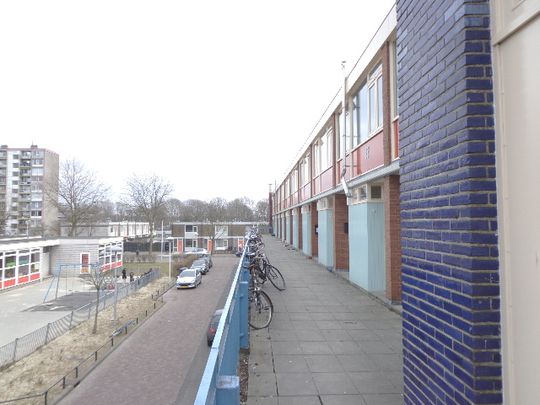 Te huur leuke studio voor studenten met ruime slaapvide in Utrecht-Overvecht - Photo 1