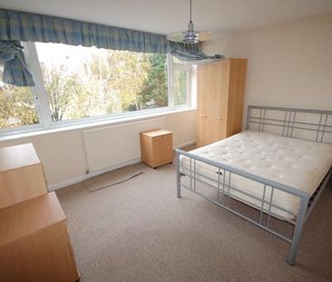 4 bedroom townhouse to rent - Photo 5