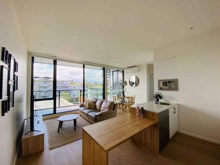 Apartment 304 (Studio) - Photo 2