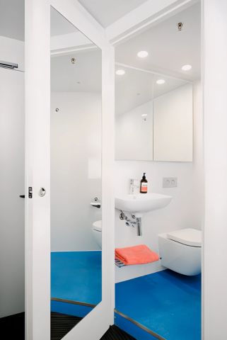 Signature Studio Apartment - High Floor - Photo 4