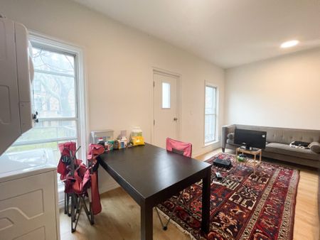 For Lease - 157 Huron Street Unit# 2, Toronto, Ontario - Photo 2