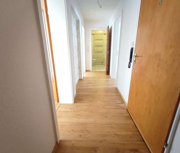 KL - Nähe Wiesenplatz, 3 ZKB, EBK, Badezimmer mit Duschwanne - Photo 1