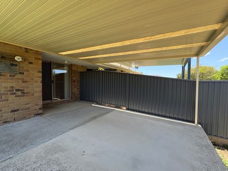 NEWLY RENOVATED - NEW KITCHEN - FRESH PAINT - NEW CARPET - Photo 4