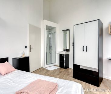Logement à Paris, Location meublée - T5 - Villejuif (PA-4963) - Photo 2