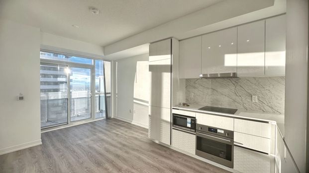 For Lease - 8 Interchange Way Unit# 1915, Vaughan, Ontario - Photo 1