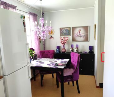 Mysig radhustvåa i markplan - Foto 3