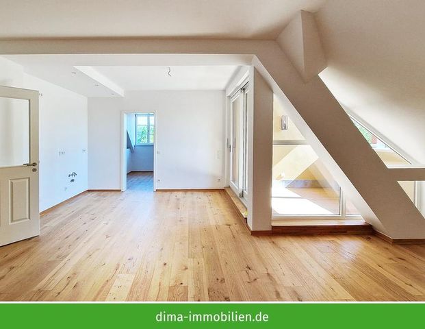 ERSTBEZUG: DG-Traum mit privater Südost-Loggia, Masterbad, HWR, Stellplatz, Aufzug u.v.m. - Photo 1