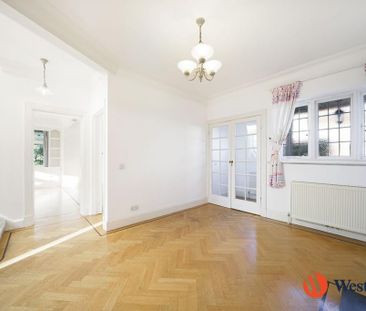 5 bedroom detached house to rent - Photo 4