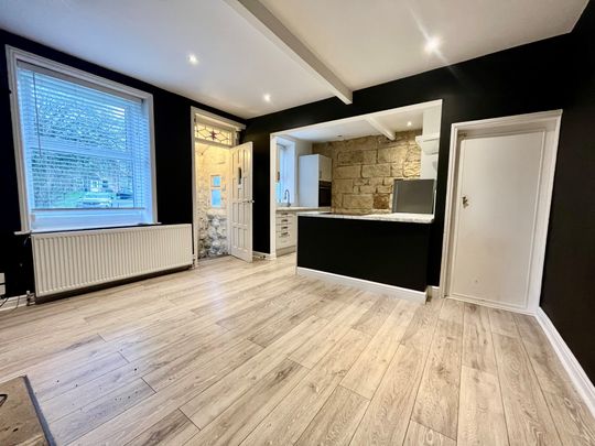 Rockfield Terrace, Leeds, Yeadon - Photo 1