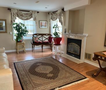 For Lease - 15 Sirius Crescent, Toronto, Ontario - Photo 2