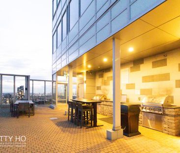 4485 Skyline Drive condo — Burnaby, BC (2-Bedroom) - 2 Bedroom - Photo 2