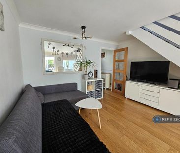 2 bedroom semi-detached house to rent - Photo 2