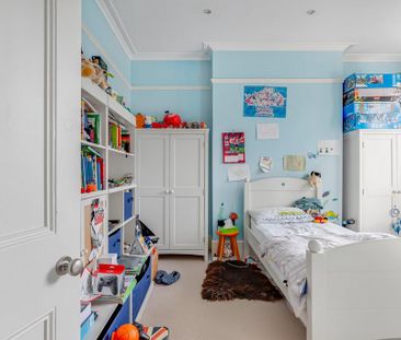 5 bedroom end of terrace house to rent - Photo 5