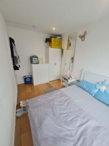1 bedroom in a house share to rent - Photo 3