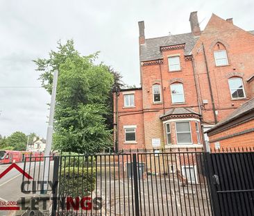 2 Bedroom Apartment - Photo 4