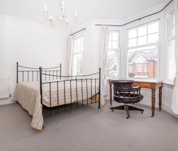 4 bedroom terraced house to rent - Photo 5