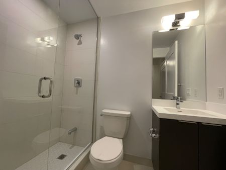 For Lease - 50 Dunfield Avenue Unit# 514, Toronto, Ontario - Photo 2