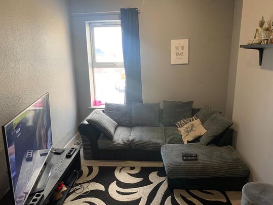 Unit B, 37 Thomas St, Dungannon, BT70 1HW - Photo 1