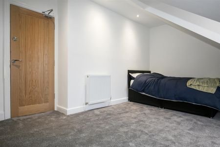 Room 3, 4, Telford Street, Gateshead, NE8 4TT - Photo 5