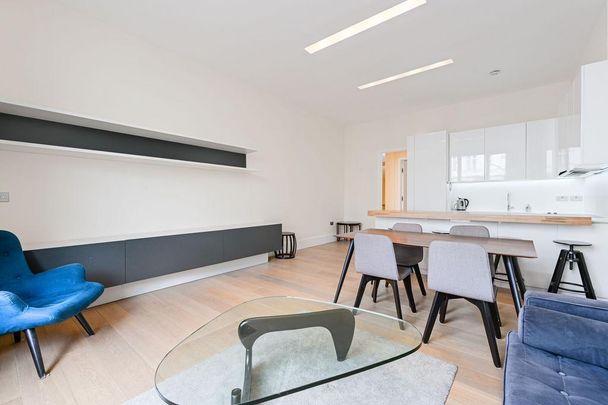 2 bedroom flat to rent - Photo 1