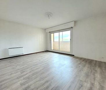 LOCATION - PAU : Appartement T3 de 63m² avec loggia fermée, parking... - Photo 1