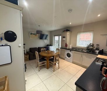 48 Magheralave Meadows, Lisburn, BT28 3NT - Photo 1