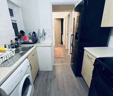 Room in a Shared Flat, Stillingfleet Road, SW13 - Photo 2